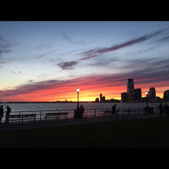 Meet your Posher, Alison - Picture 4 of 4